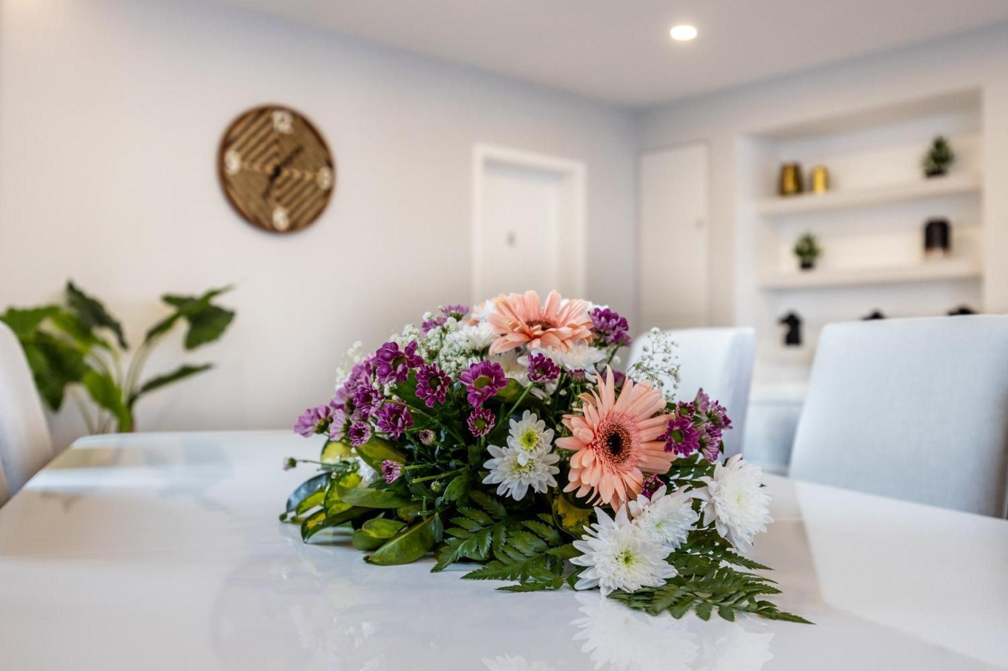 Angra Charming Suites By Seewest Angra do Heroismo Bagian luar foto