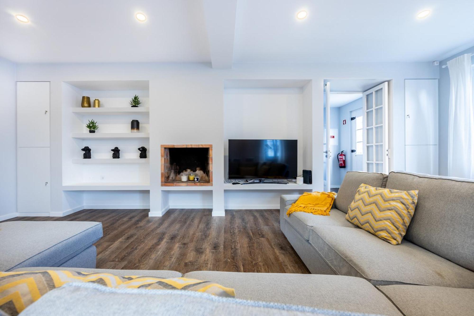 Angra Charming Suites By Seewest Angra do Heroismo Bagian luar foto